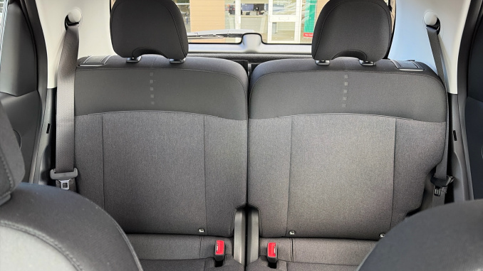 Hyundai INSTER 85kW 02 49kWh 5dr Auto Electric Hatchback - Image 15